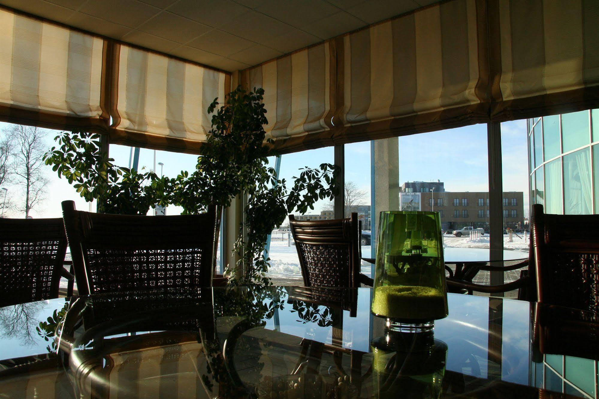 Asa Spa Hotel Kuressaare Buitenkant foto
