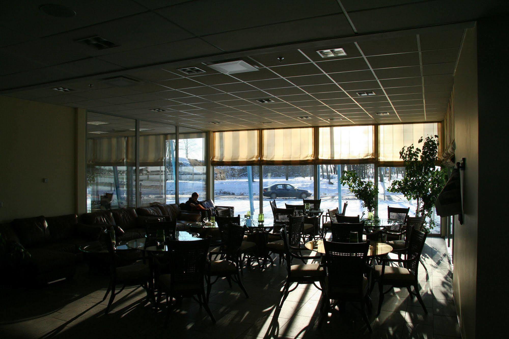 Asa Spa Hotel Kuressaare Buitenkant foto