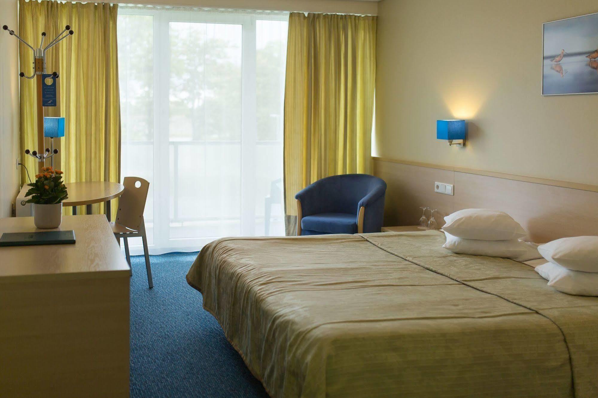 Asa Spa Hotel Kuressaare Buitenkant foto