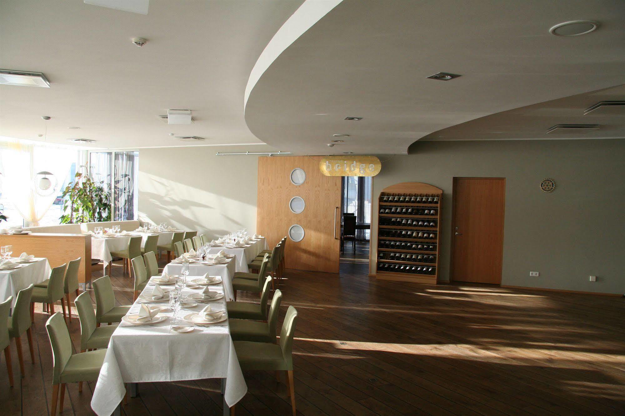 Asa Spa Hotel Kuressaare Buitenkant foto